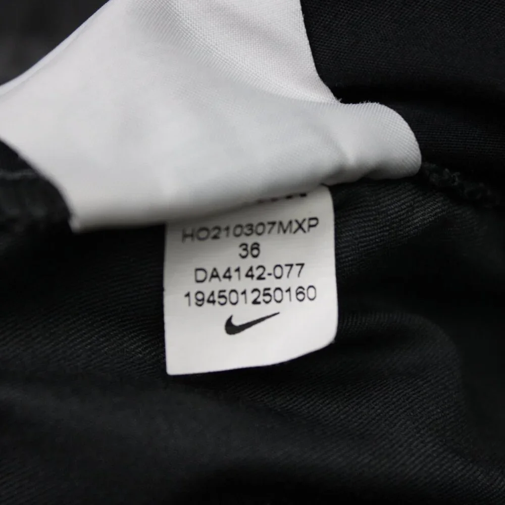 Nike Shorts Mens 36 Gray UV 8